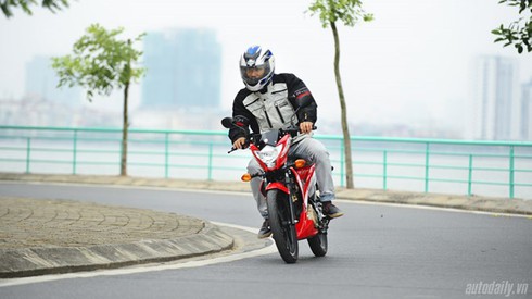 4 mẫu xe côn tay “gây sốt” tại Việt Nam năm 2014 - ảnh 4