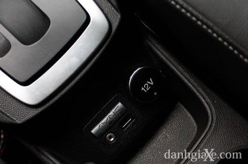 Đánh giá chi tiết Ford Fiesta 2014 - ảnh 52