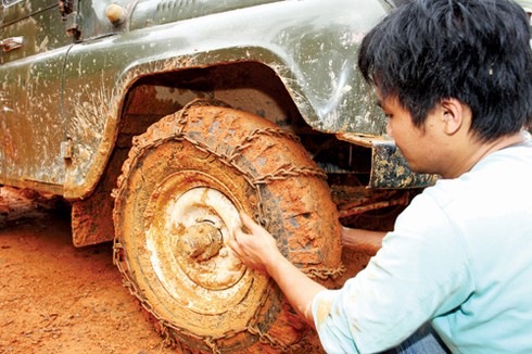 Chuyện xây đường tuần tra biên giới trên đỉnh Trường Sơn - ảnh 4