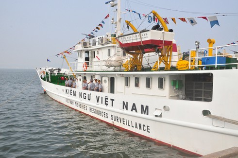 Trang bị vũ khí quân dụng cho lực lượng kiểm ngư - ảnh 1