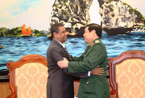 Việt Nam - Cu Ba hỗ trợ nhau bảo vệ chủ quyền - ảnh 1