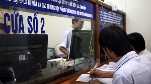 Bằng lái ôtô quá hạn, mức phạt thế nào? - ảnh 1