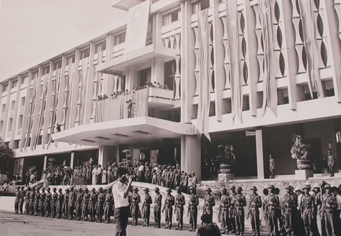 100 bức ảnh “Đường xuân chiến dịch 1975” tái hiện chiến thắng 30/4 - ảnh 12
