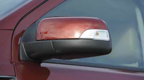 Ford Everest 2015 ra mắt tại Thái Lan giá bán từ 840 triệu đồng - ảnh 7