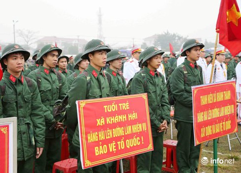 Hình ảnh các tân binh Quân khu 3 và Hà Nội lên đường nhập ngũ - ảnh 5