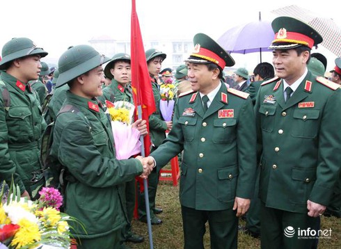 Hình ảnh các tân binh Quân khu 3 và Hà Nội lên đường nhập ngũ - ảnh 6