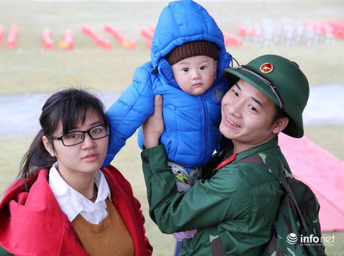 Hình ảnh các tân binh Quân khu 3 và Hà Nội lên đường nhập ngũ - ảnh 7