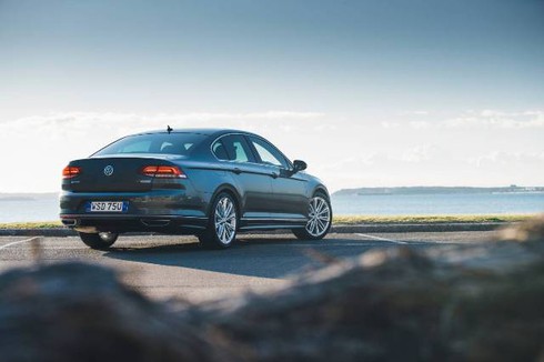Xe sang The New Passat 2016 ra mắt tại Sài Gòn ngày 3/6 - ảnh 4