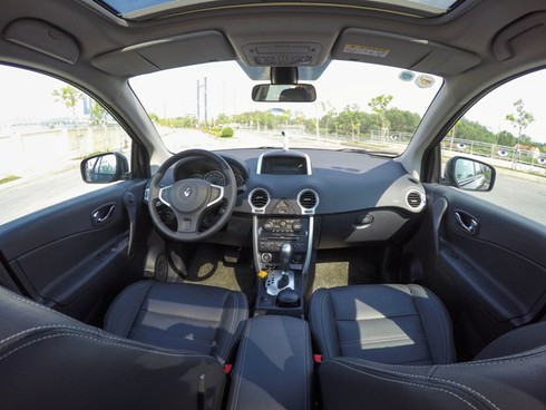 Tuyển Pháp qua vòng bảng, Renault mời khách mua xe Koleos đi chơi Paris - ảnh 3