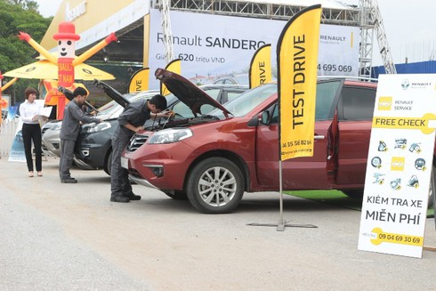 Hãng xe Pháp RENAULT đưa 6 mẫu xe cho khách lái thử trên cả nước - ảnh 1