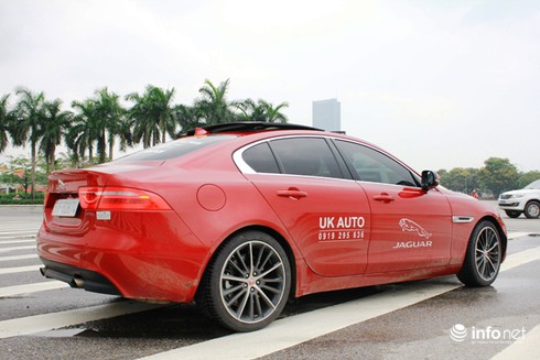 Nửa ngày cầm lái xe sang Jaguar XE - ảnh 7