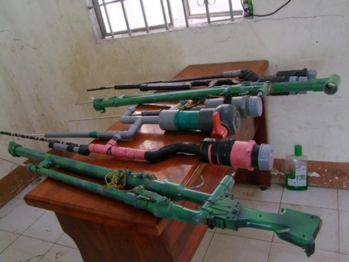 Hiểm họa từ súng bắn bằng cồn tự chế - ảnh 2