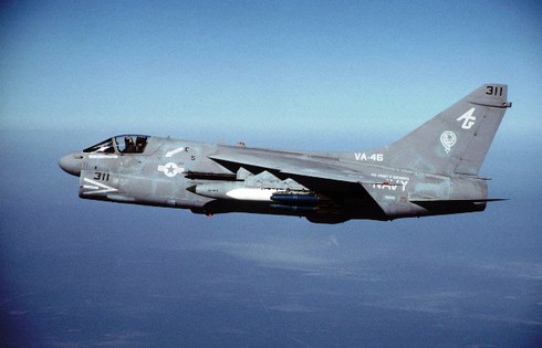 Điểm danh dàn máy bay gây nhiễu thất bại của Mỹ trong chiến tranh Việt Nam - ảnh 17