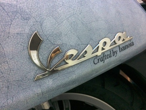 Biểu tượng Ý - Vespa Primavera biến thành đồ độc 'dát' vỏ trứng - ảnh 6