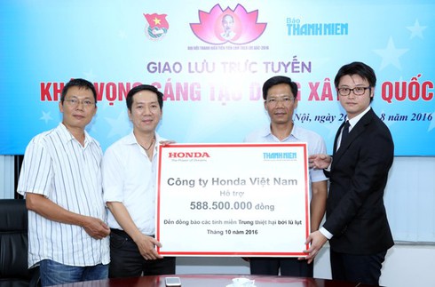 Honda VN tiếp tục hỗ trợ 588,5 triệu đồng giúp đồng bào bị ảnh hưởng lũ lụt - ảnh 1
