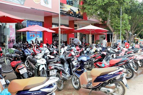 Honda VN tiếp tục hỗ trợ 588,5 triệu đồng giúp đồng bào bị ảnh hưởng lũ lụt - ảnh 4