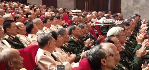 T.P Hà Nội gặp mặt 600 cán bộ cấp tướng Quân đội, Công an đã nghỉ công tác - ảnh 1