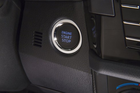 Toyota Corolla 2014 đã có giá bán - ảnh 17
