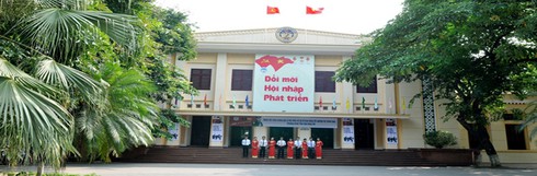 Kiểm điểm hiệu trưởng trường ĐH Kinh tế Quốc dân - ảnh 1