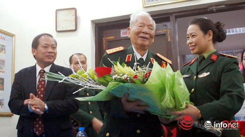 Dấu ấn của Đại tướng Lê Đức Anh ở Trường Sa và quân cảng Cam Ranh - ảnh 1