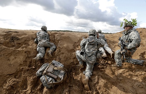 Mỹ sẽ bắt đầu huấn luyện binh sỹ Ukraine trong tháng 3 - ảnh 1