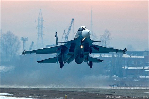 Nga tăng cường sức mạnh cho Hạm đội Biển Đen bằng Su-30SM mới nhất - ảnh 1