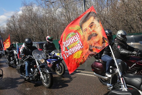 Đức bất ngờ gỡ bỏ lệnh cấm nhập cảnh cho đoàn mô tô “Sói đêm” của Nga - ảnh 4