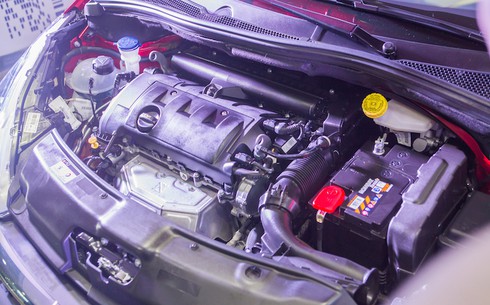 Xe bán chạy nhất của Peugeot ra bản mới tại Việt Nam - ảnh 6