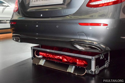 Mercedes-Benz E200 W213 Avantgarde mới có giá bán 385,888RM tại Malaysia - ảnh 7