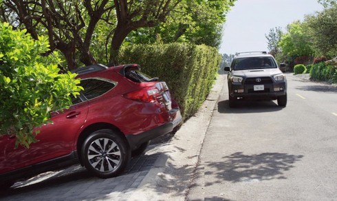 RearVision - biến điện thoại thành camera quan sát hiện đại trên xe giá rẻ - ảnh 1