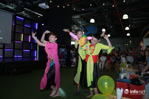 Vợ chồng nghệ sỹ sẵn sàng cầm cố nhà để làm show cho dancer nhí - ảnh 1