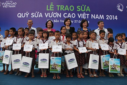 Quỹ sữa Vươn cao Việt Nam vươn xa mọi miền tổ quốc - ảnh 3