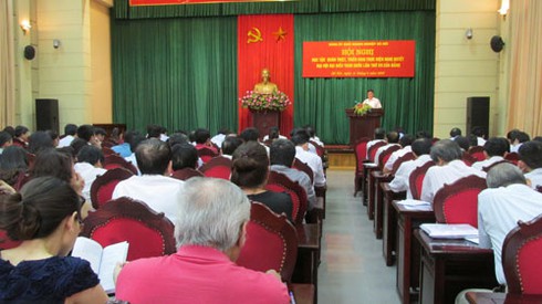 Triển khai sâu rộng Nghị quyết Đại hội XII của Đảng đến người lao động - ảnh 1