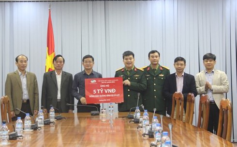 Tập đoàn Viettel hỗ trợ ngành Giáo dục Quảng Bình 5 tỉ đồng - ảnh 1