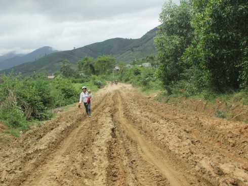 Bẻ “nanh vuốt” bọn buôn người, giải cứu “sơn nữ” - ảnh 3