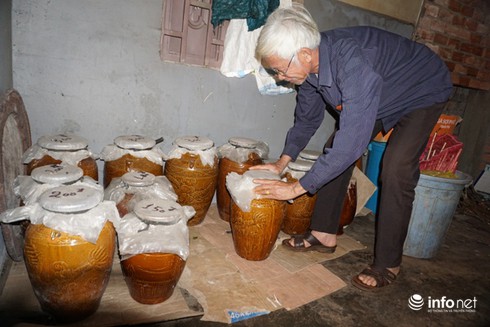 Rượu “lẩu siêu”, báu vật của người Thái ở Đăk Lăk - ảnh 1