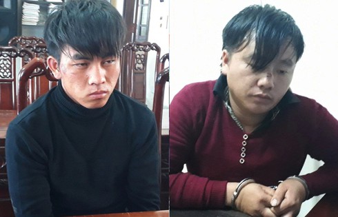 Mật phục, bắt giữ 2 người Lào đang chuyển 16.000 viên ma túy vào VN - ảnh 1