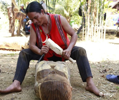 Những nghệ nhân “bụi chuẩn chất