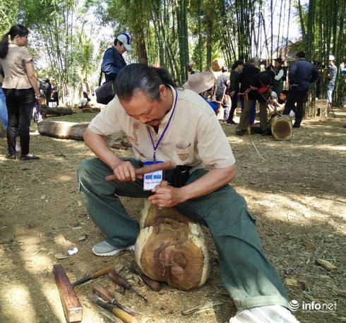 Những nghệ nhân “bụi chuẩn chất