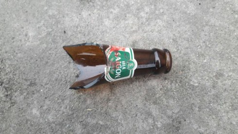 Hà Tĩnh: Nhóm thanh niên hẹn nhau quyết chiến trước cổng trường đại học - ảnh 1