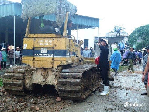 Chuyện về người linh mục “đội nón, xắn quần” lao động cùng dân - ảnh 1