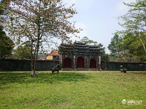 Hương Thọ, nơi an nghỉ của 2 vua, 9 chúa - ảnh 3