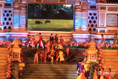 Lung linh đêm Khai mạc Festival Nghề truyền thống Huế 2017 - ảnh 5