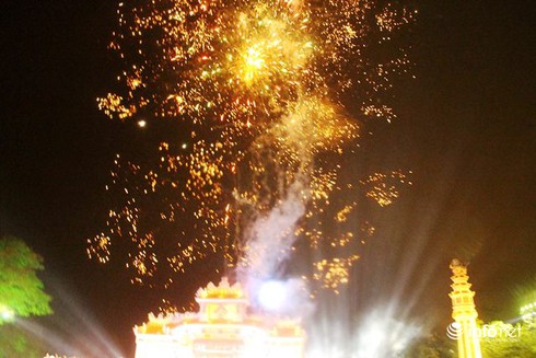 Lung linh đêm Khai mạc Festival Nghề truyền thống Huế 2017 - ảnh 3