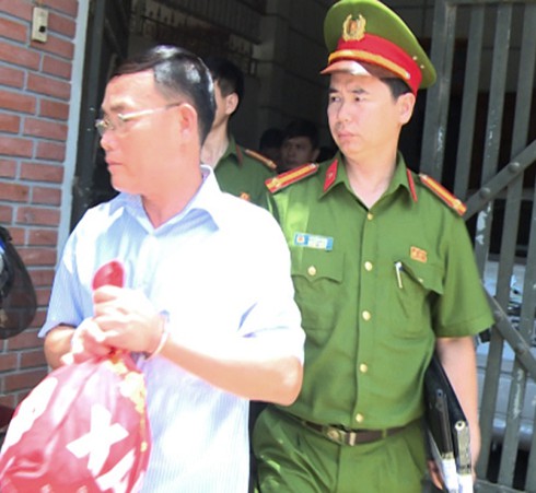 Nguyên kế toán trường học lập khống bảng lương chiếm hàng trăm triệu - ảnh 1