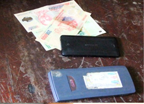 Bắt kẻ thường đứng trước cổng trường, chờ học sinh ra để cướp tài sản - ảnh 2