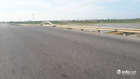 Quảng Bình: Đường BOT xuống cấp, dân nộp tiền oan qua trạm thu phí - ảnh 12