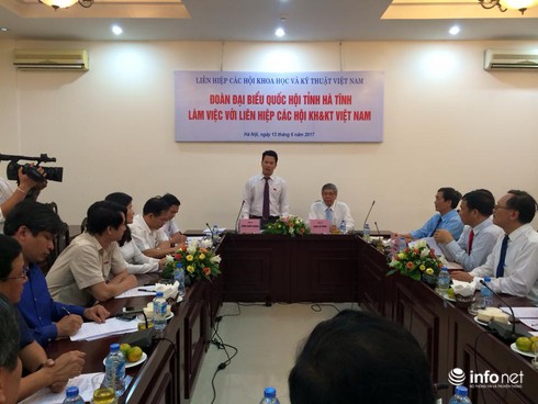 Chủ tịch tỉnh Hà Tĩnh đề xuất VUSTA hỗ trợ để phát triển bền vững - ảnh 1