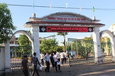 Hà Tĩnh: Đình chỉ 1 thí sinh sử dụng điện thoại trong phòng thi - ảnh 1