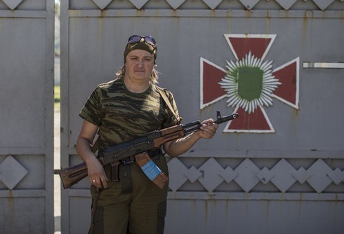 Điểm danh những loại vũ khí của ly khai Ukraine - ảnh 1